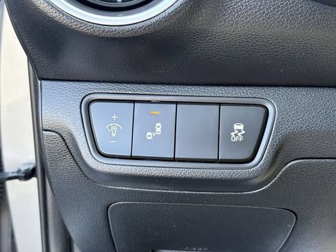 Certified 2023 Kia Forte LXS w/ LXS Technology Package FWD image 22