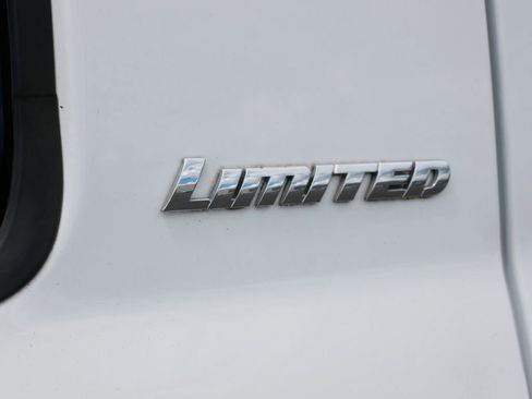 Certified 2019 Toyota Tundra Limited w/ Limited Premium Package AWD/4WD image 10