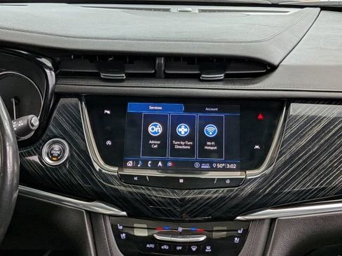 Used 2020 Cadillac XT6 Premium Luxury image 30