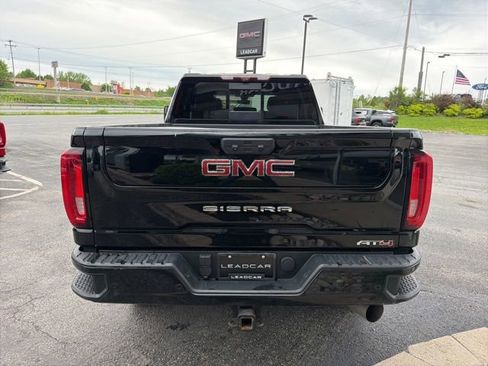 Used 2020 GMC Sierra 2500 AT4 w/ AT4 Premium Package AWD/4WD image 4