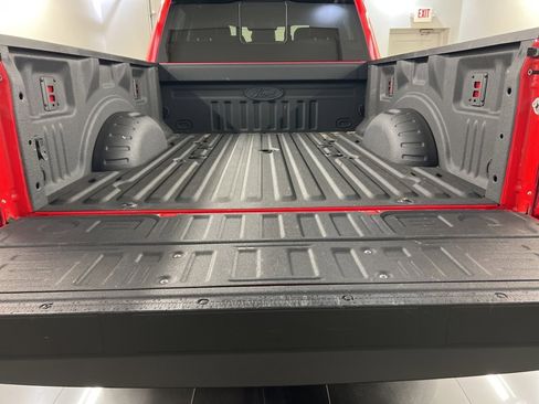 Used 2024 Ford F250 Lariat w/ Black Appearance Package image 35