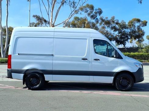 New 2026 Mercedes-Benz Sprinter 2500 image 22