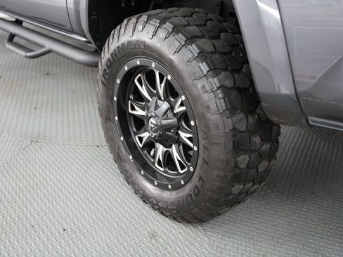 Used 2016 Toyota Tacoma TRD Sport w/ Premium & Technology Package image 56