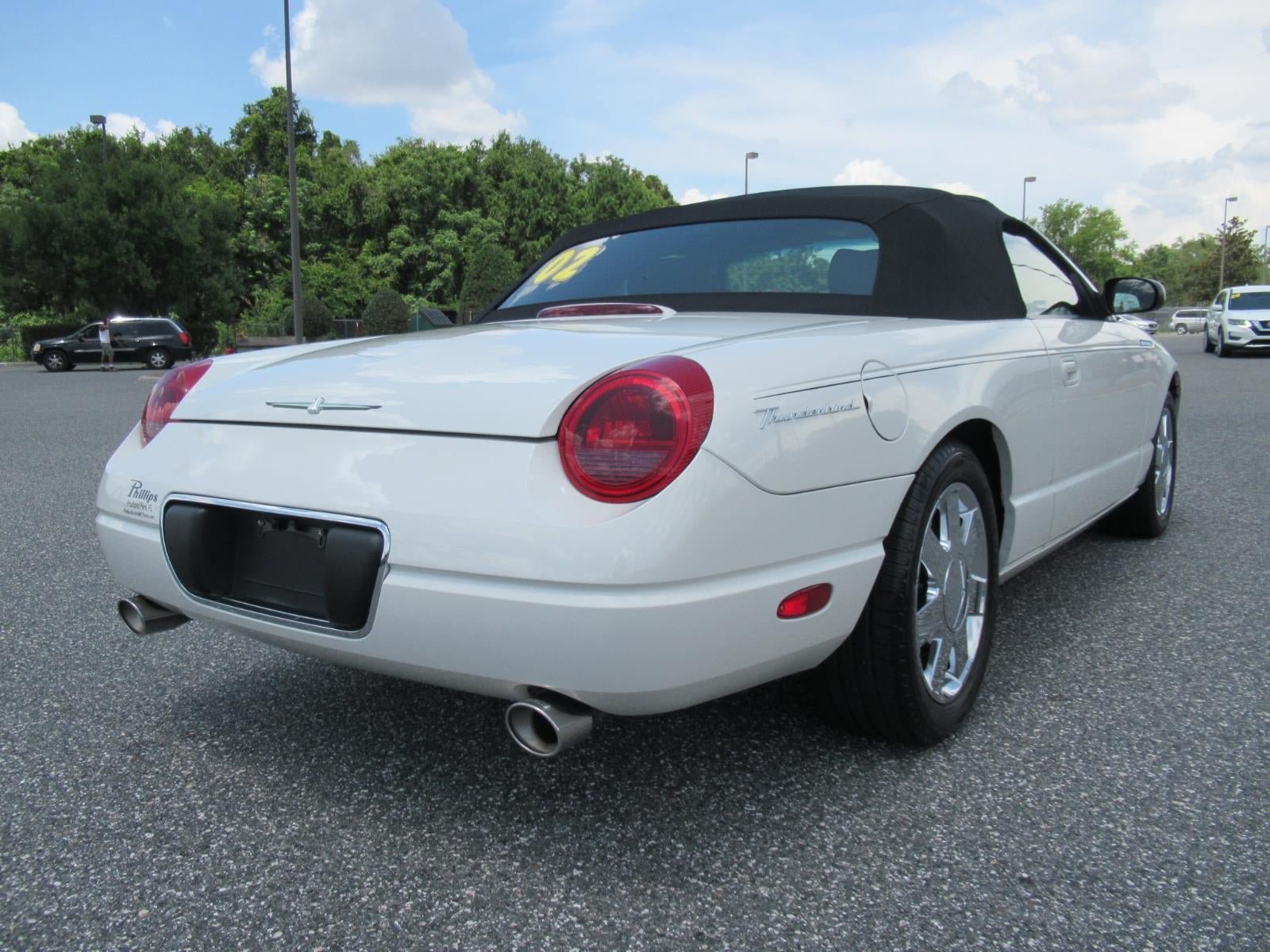 Used 2002 Ford Thunderbird RWD image 7