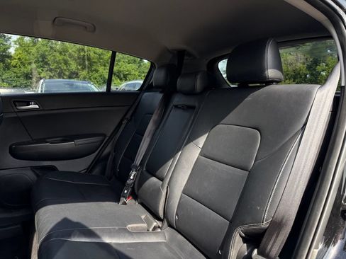 Certified 2017 Kia Sportage EX FWD image 9