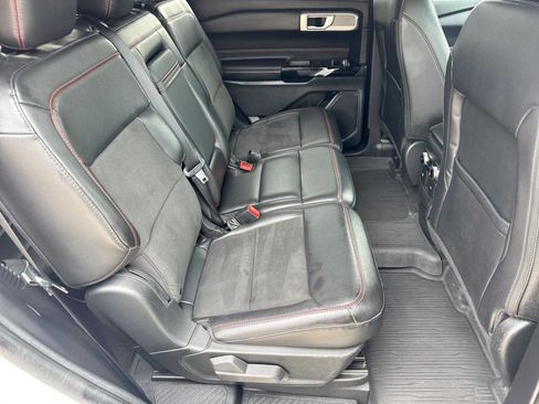 Used 2023 Ford Explorer ST-Line w/ Class IV Trailer Tow Package AWD/4WD image 20