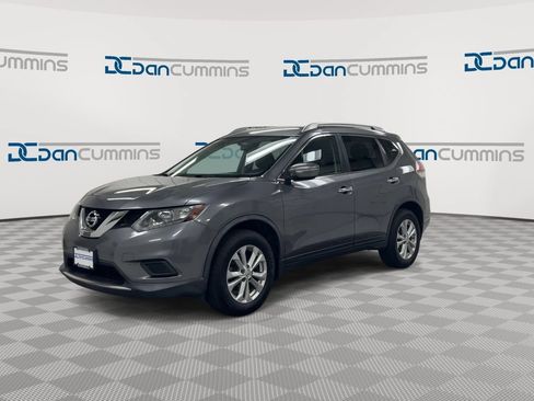 Used 2015 Nissan Rogue SV AWD/4WD image 4