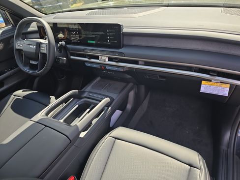 New 2027 Kia Telluride S image 12