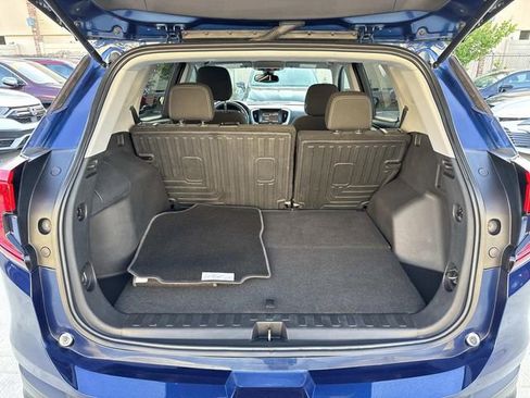 Used 2022 GMC Terrain SLE FWD image 8
