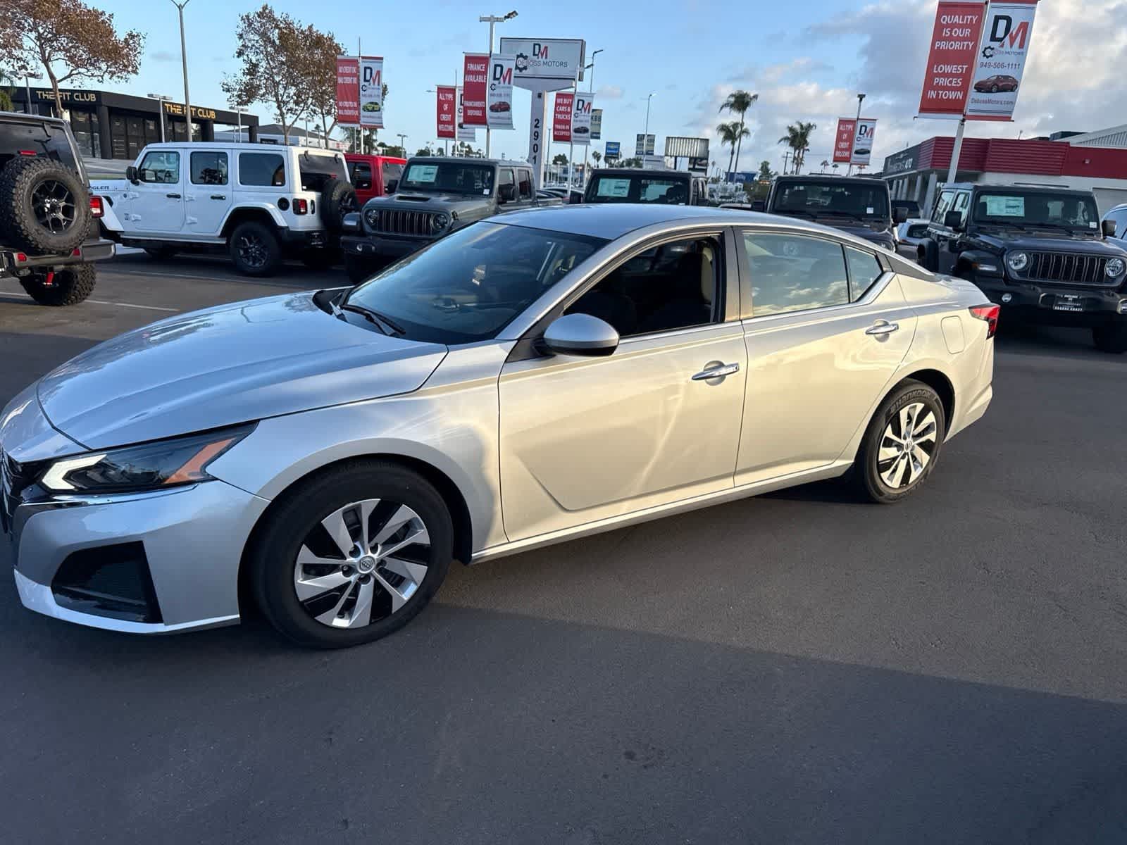 Used 2023 Nissan Altima 2.5 S FWD image 21