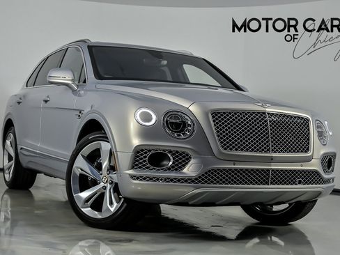 Used 2019 Bentley Bentayga AWD/4WD image 1