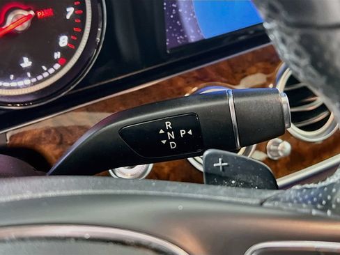 Used 2018 Mercedes-Benz E 300 4MATIC image 16