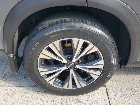 Certified 2023 Nissan Rogue SV w/ SV Premium B Package image 7