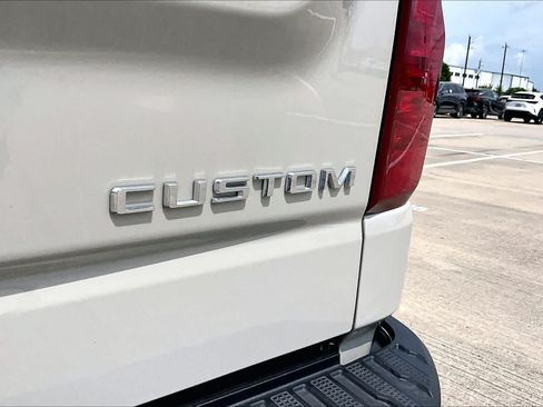 Used 2026 Chevrolet Silverado 1500 Custom RWD image 10