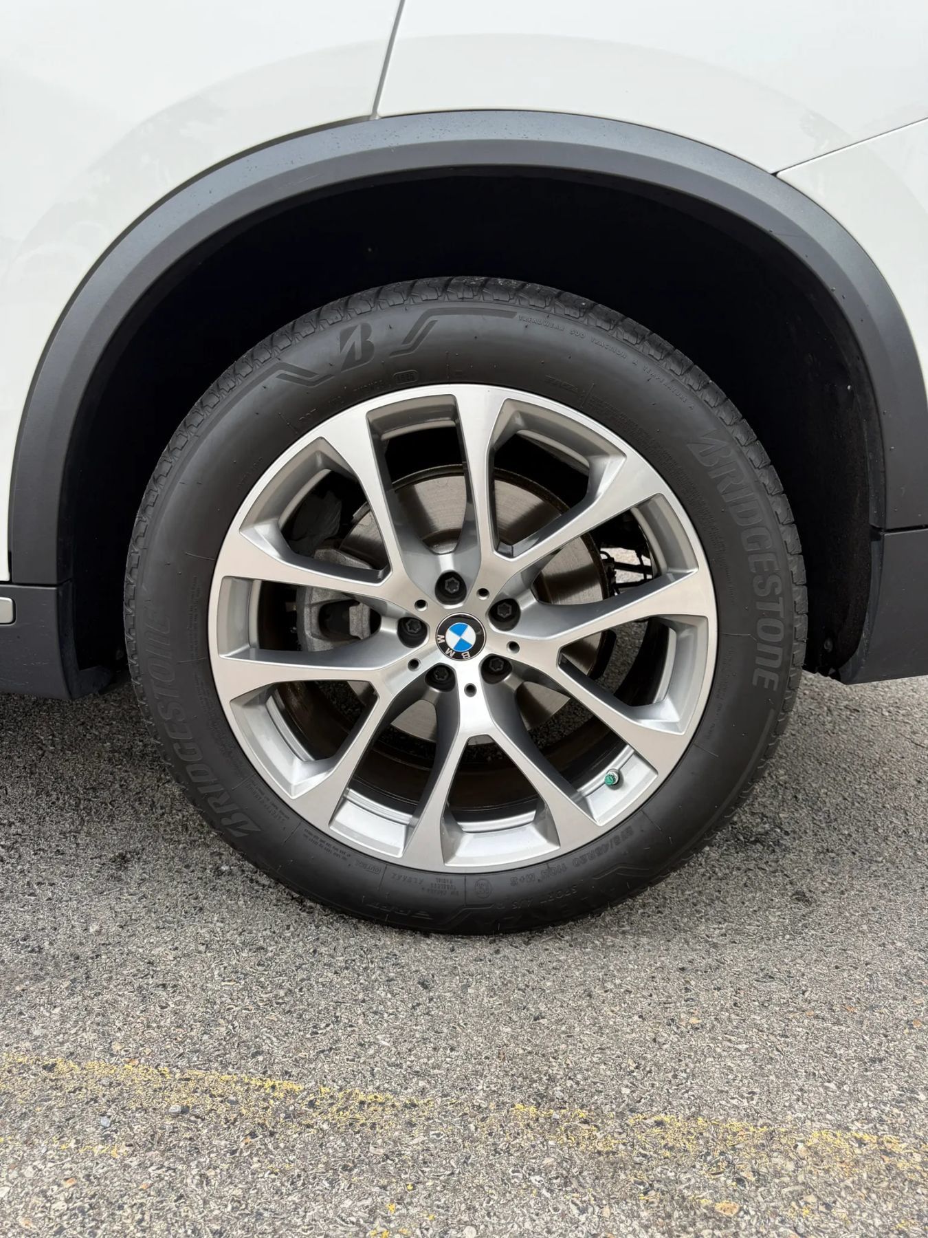 Used 2023 BMW X5 xDrive40i w/ Premium Package AWD/4WD image 39