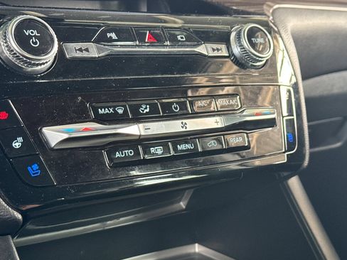 Used 2023 Ford Explorer Limited image 29