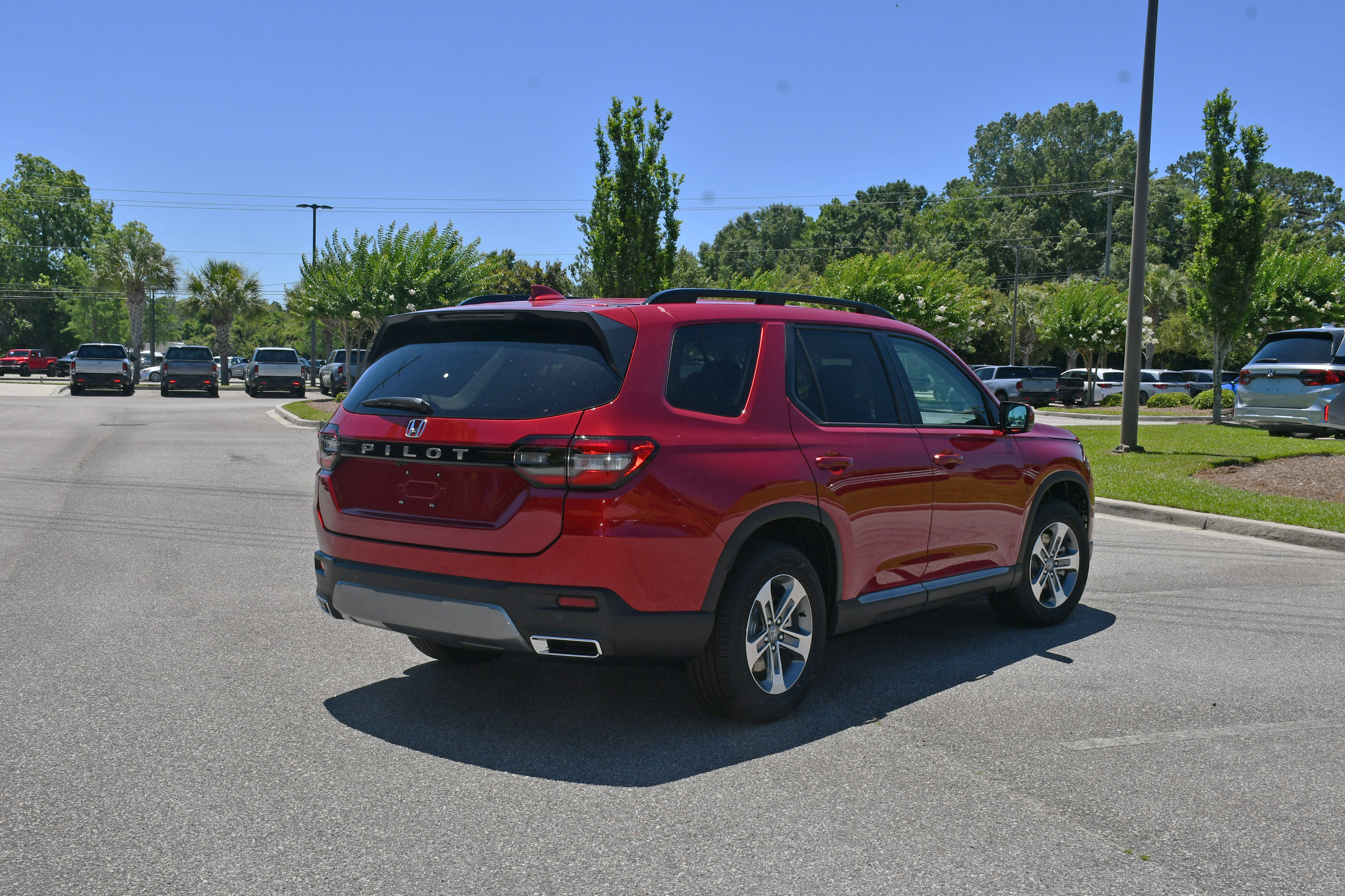 New 2026 Honda Pilot EX-L image 2