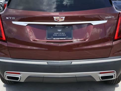 Certified 2023 Cadillac XT5 Premium Luxury w/ Technology Package FWD image 10
