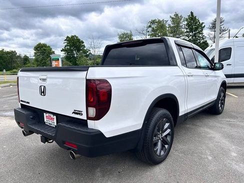 Used 2023 Honda Ridgeline Sport image 4