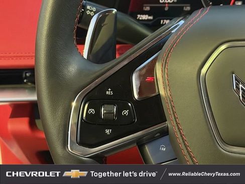 Used 2023 Chevrolet Corvette Stingray Premium Cpe w/ Z51 Performance Package RWD image 17