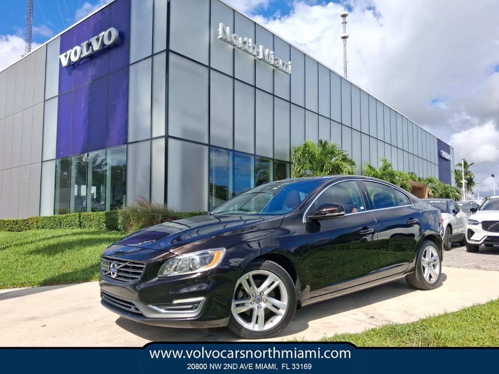 Used 2015 Volvo S60 T5 Platinum FWD image 1