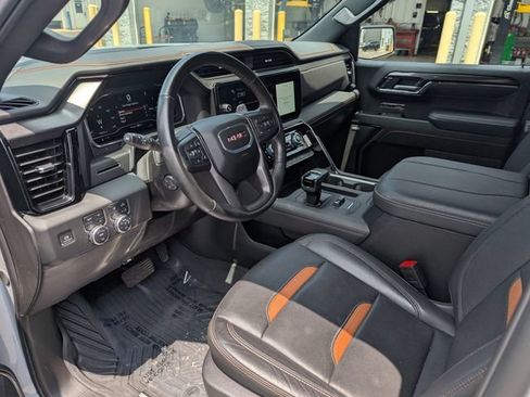 Used 2024 GMC Sierra 1500 AT4 w/ AT4 Carbonpro Edition AWD/4WD image 13