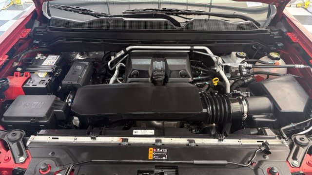 Used 2023 Chevrolet Colorado Trail Boss w/ Technology Package AWD/4WD image 8