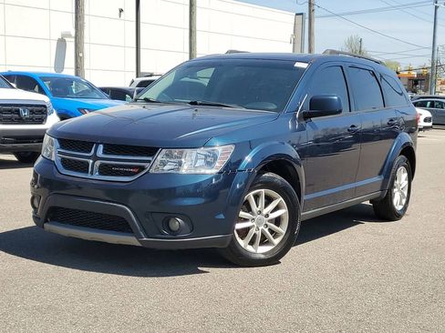 Used 2014 Dodge Journey SXT w/ Flexible Seating Group FWD image 29
