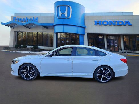 Used 2022 Honda Accord Sport image 4