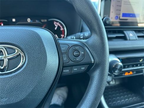 Used 2024 Toyota RAV4 XLE image 22