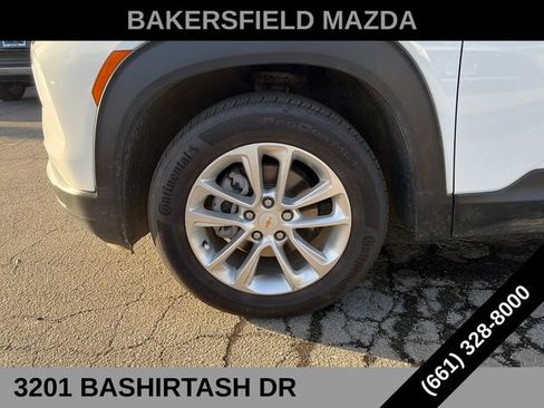 Used 2025 Chevrolet TrailBlazer LS w/ LS Convenience Package FWD image 19