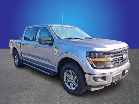 Used 2025 Ford F150 XLT w/ Equipment Group 301A Standard AWD/4WD image 3