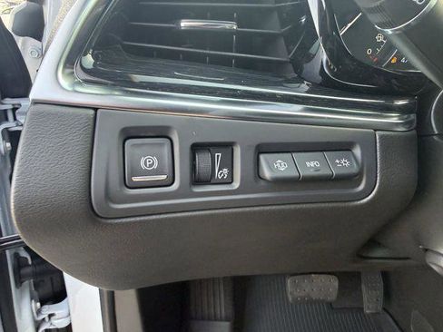 New 2026 Cadillac XT5 Premium Luxury w/ LPO, Floor Liner Package image 12