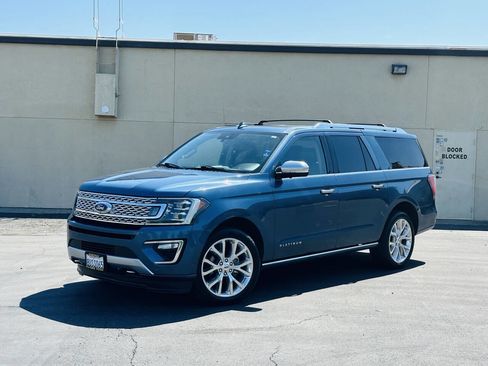 Used 2018 Ford Expedition Max Platinum AWD/4WD image 4