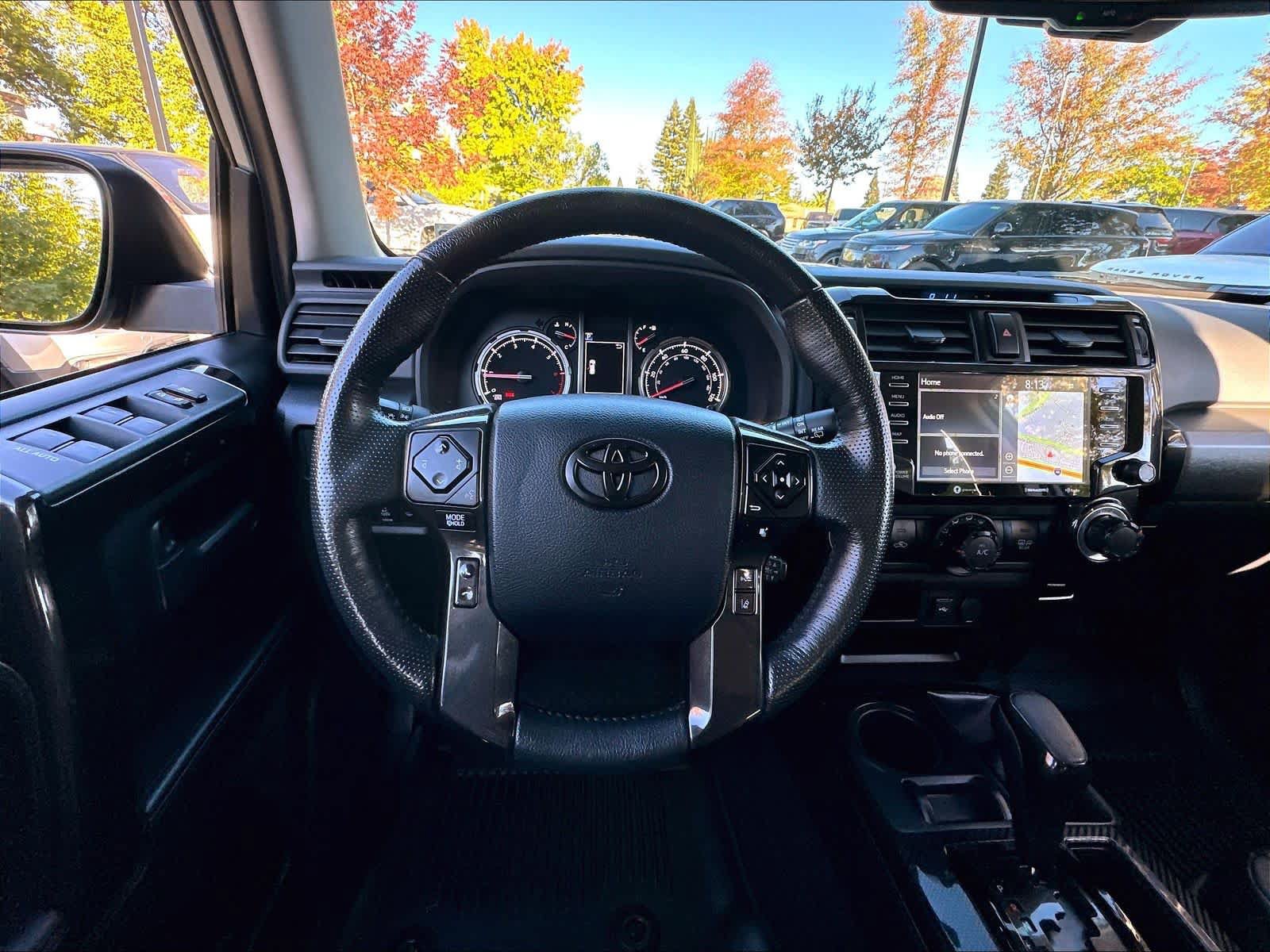 Used 2023 Toyota 4Runner TRD Off-Road Premium AWD/4WD image 5