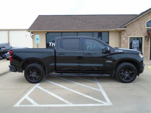 Used 2022 Chevrolet Silverado 1500 RST AWD/4WD image 5
