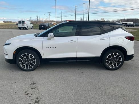 Used 2025 Chevrolet Blazer RS w/ Enhanced Convenience Package image 6