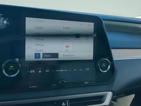 Used 2023 Lexus RX 350 Premium w/ Cold Area Package image 23