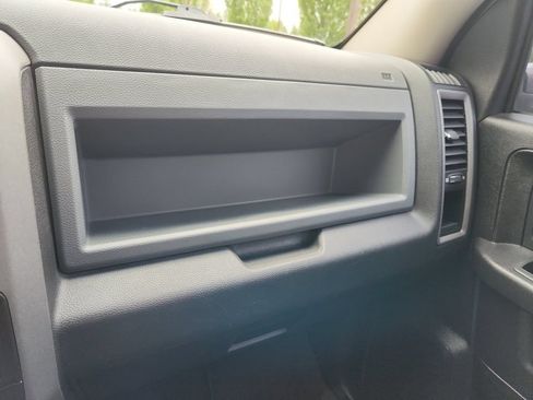 Used 2013 RAM 1500 Express AWD/4WD image 29