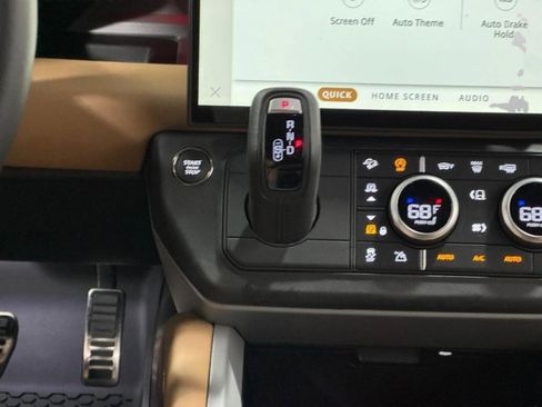 New 2026 Land Rover Defender 110 V8 image 17