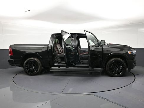 Used 2026 RAM 1500 Limited AWD/4WD image 32