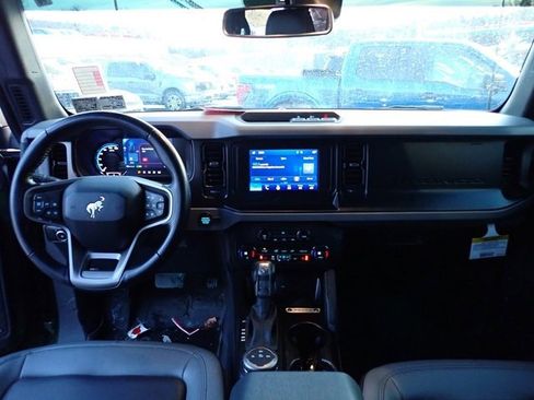 Used 2023 Ford Bronco Big Bend image 12