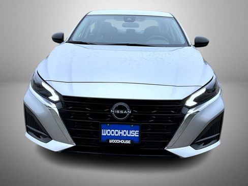 Certified 2024 Nissan Altima 2.5 S image 2