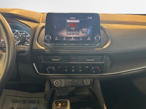 Used 2023 Nissan Rogue S image 22