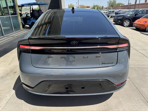 Used 2024 Toyota Prius Prime Premium image 13