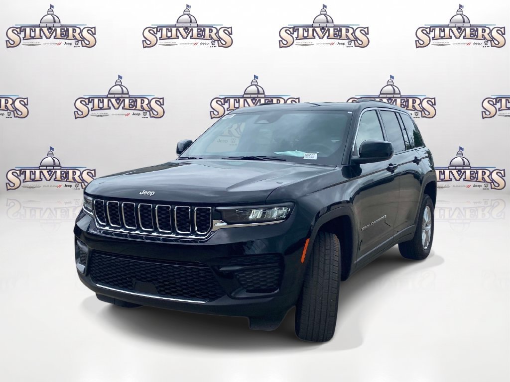 New 2026 Jeep Grand Cherokee Laredo X RWD image 3