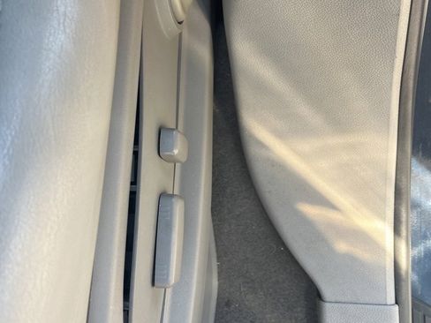 Used 2015 Buick Enclave Premium w/ Experience Buick Package image 13