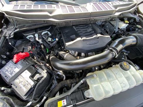 Used 2021 Ford F150 Platinum image 30