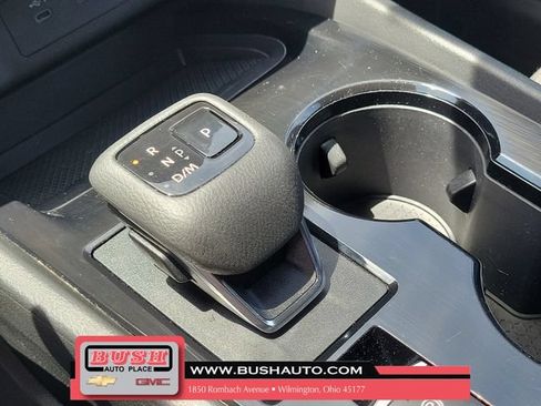 Used 2023 Nissan Rogue SV AWD/4WD image 32