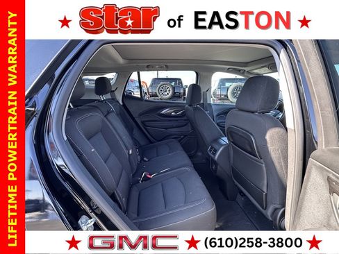 Used 2023 GMC Terrain SLE w/ Driver Convenience Package image 14